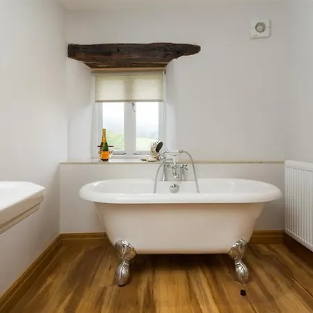 Satterthwaite Farmhouse Holiday home *